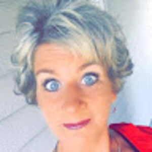 Meet your Posher, Jacqueline